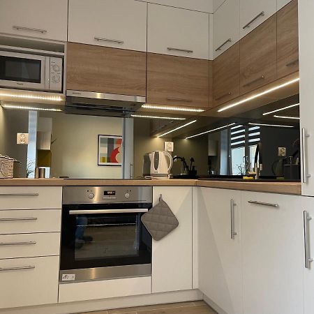 Apartament PARYŻ 比亚韦斯托克 外观 照片