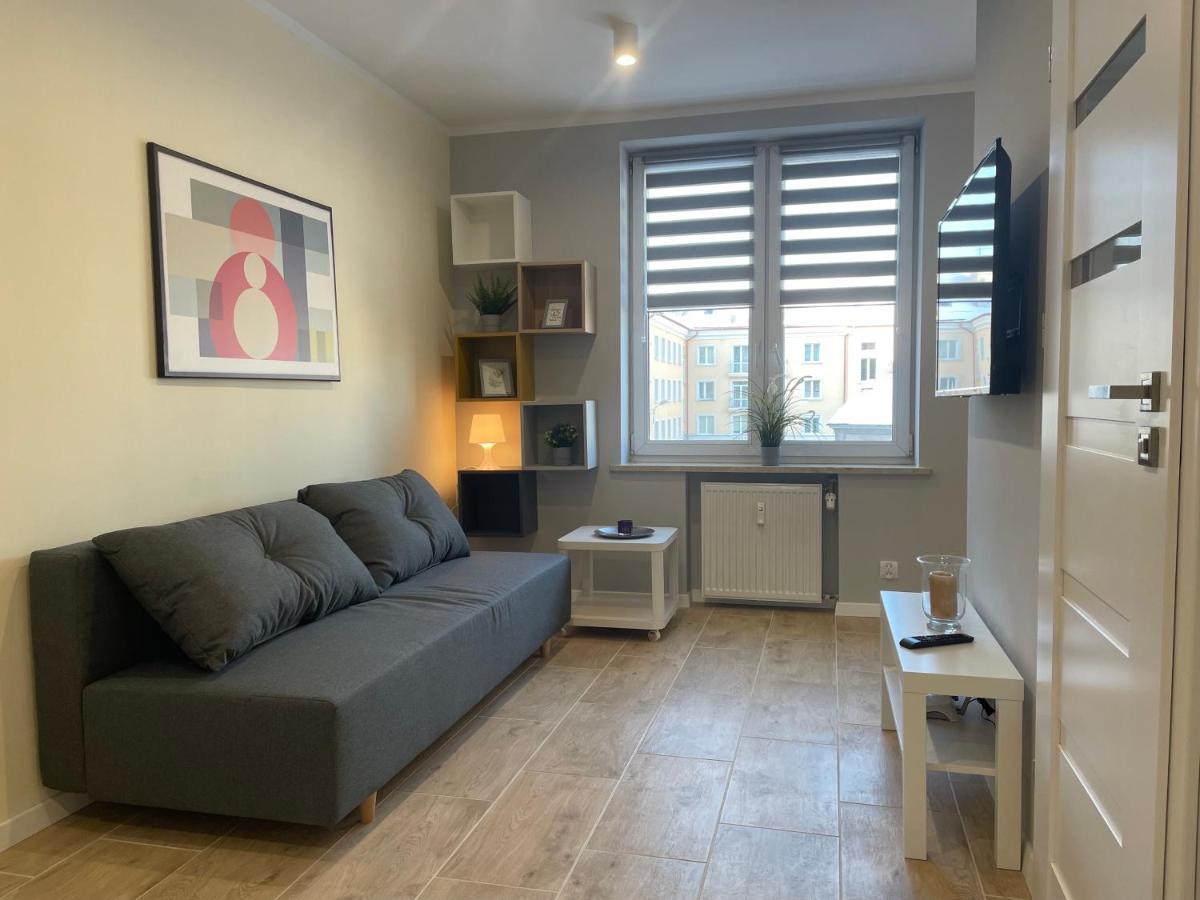 Apartament PARYŻ 比亚韦斯托克 外观 照片